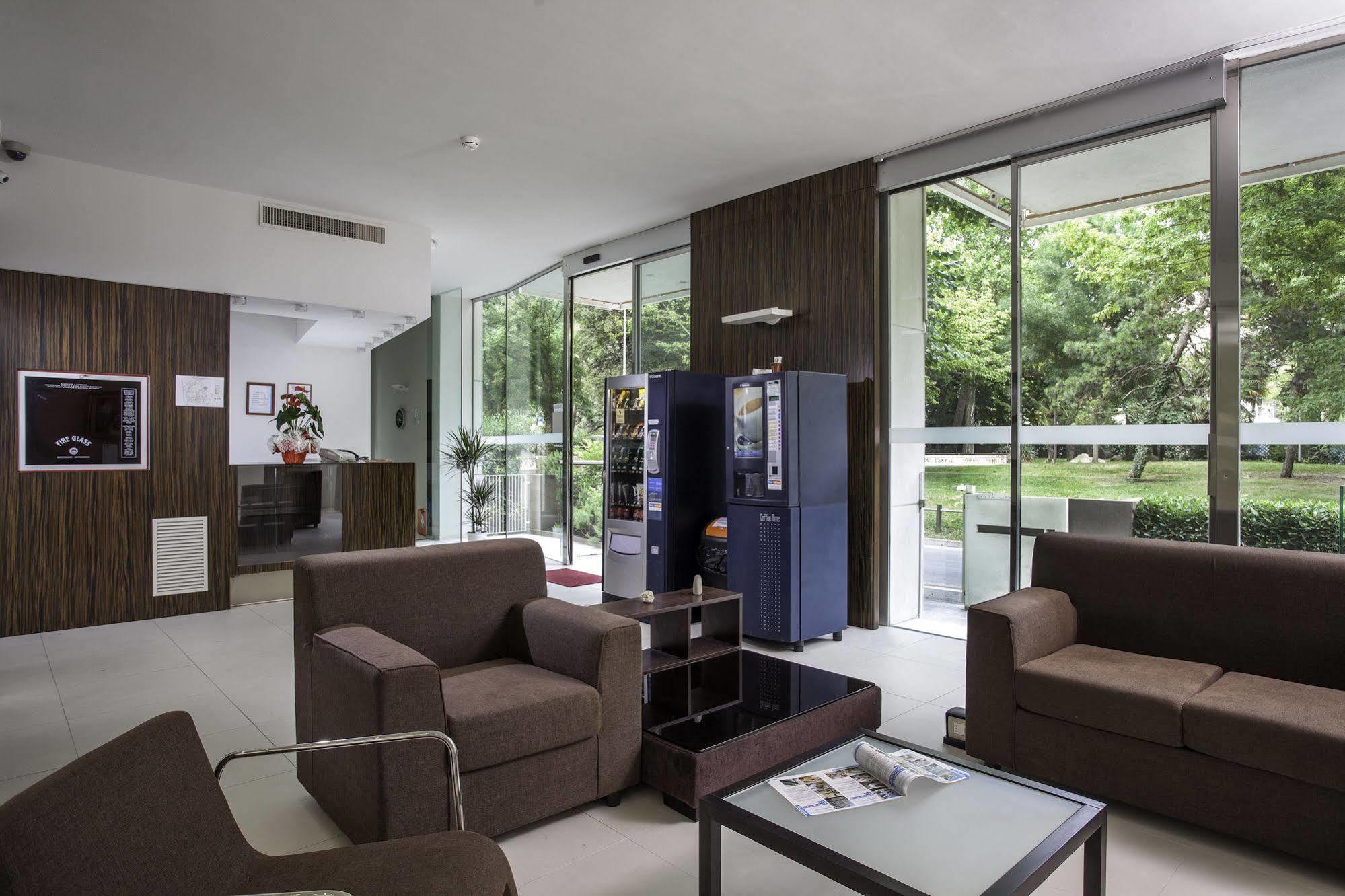 Residence Delfina Rimini Eksteriør billede
